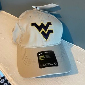 Nike West Virginia University Baseball Cap. NWT, unisex, one size.